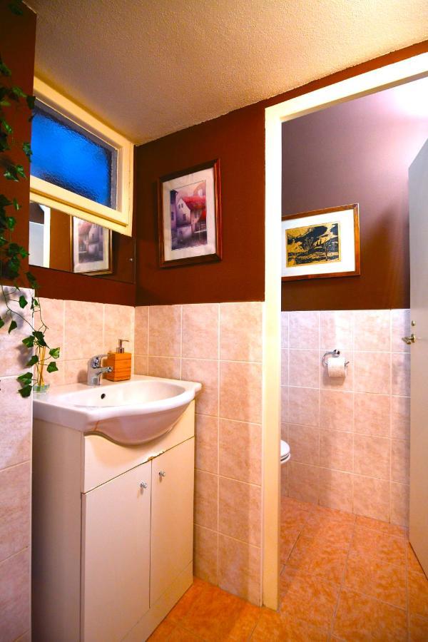 Waterfront River Side Roof Top Apartment - Terrace With City View Praga Exterior foto